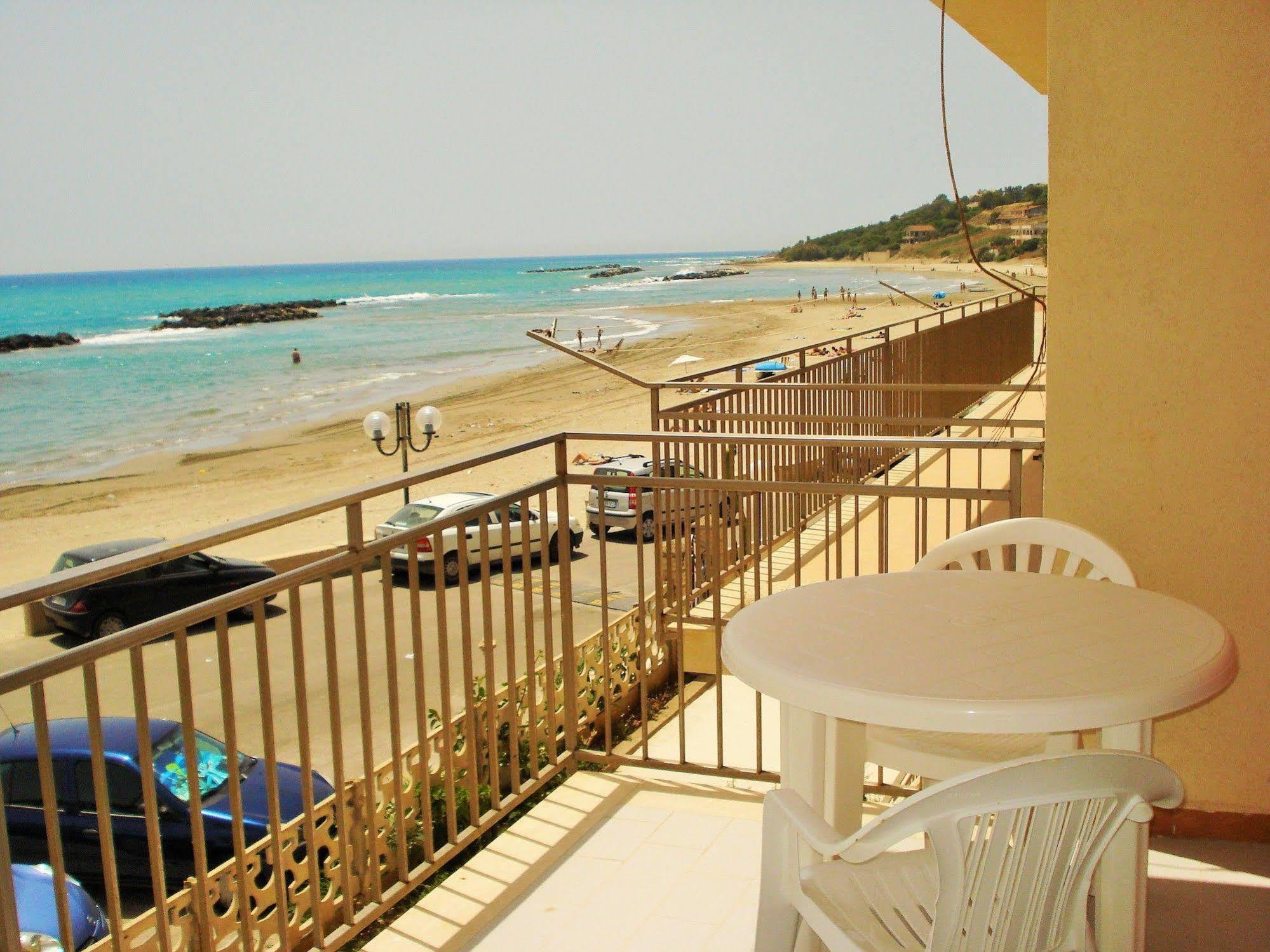 Case La Spiaggia Sciacca Exteriör bild